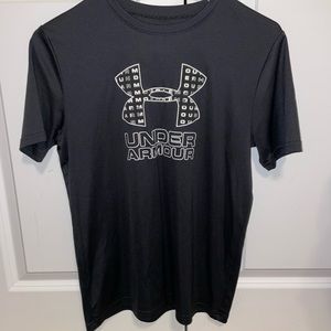 Lot of 10 Size Youth XL Under Armour Tees